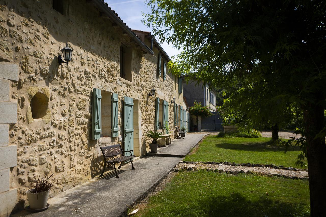 Gite La Maison De La Pimpine Lignan De Bordeaux Eksteriør billede