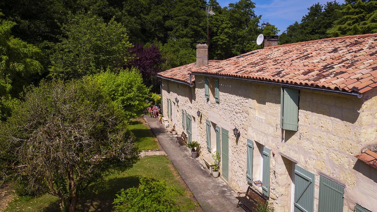 Gite La Maison De La Pimpine Lignan De Bordeaux Eksteriør billede