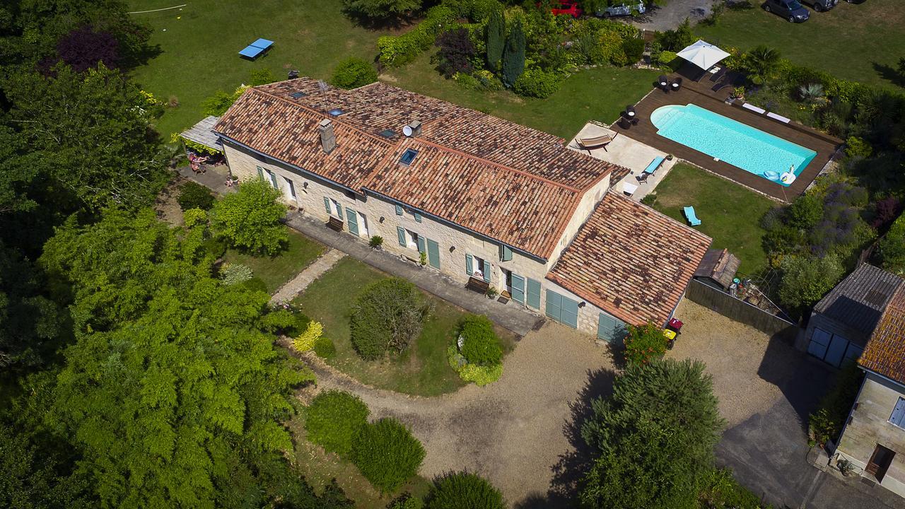 Gite La Maison De La Pimpine Lignan De Bordeaux Eksteriør billede